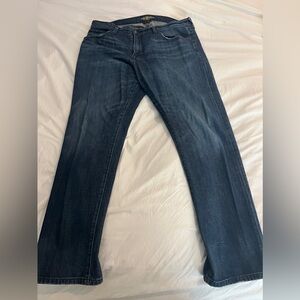 Lucky Brand Men’s Jeans
38X32
429 Classic Straight